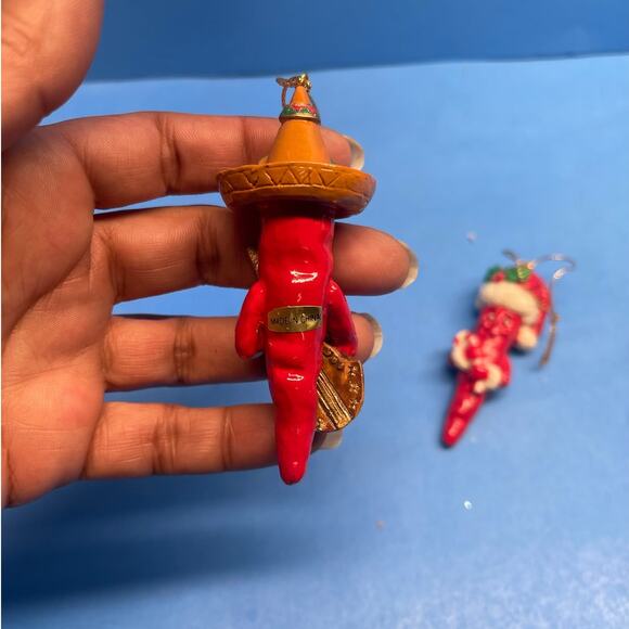 Red Hot Chili Peppers ornaments set of 4 Christmas decor Hat musical - Picture 9 of 10